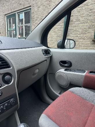 Renault Modus  picture 13