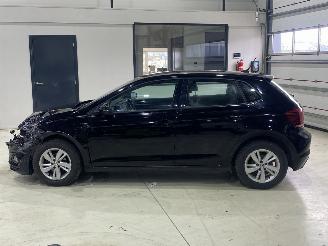 Vrakbiler auto Volkswagen Polo Comfortline 2018/4