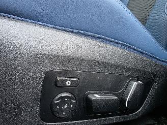 BMW M3 Competition M Carbon Int.+Extr. Head-Up Harman-Kardon Sfeerverl. Memory Surround-View Sport-Uitlaat 390KW/530PK picture 22