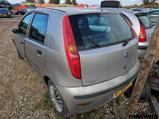 Fiat Punto Punto II (188), Hatchback, 1999 / 2012 1.3 JTD Multijet 16V picture 2