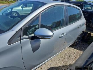 Peugeot 208 208 I (CA/CC/CK/CL), Hatchback, 2012 / 2019 1.2 Vti 12V PureTech 82 picture 6