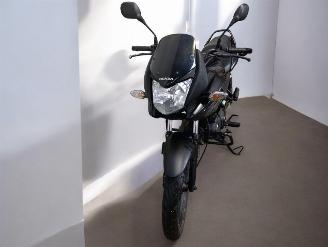 Honda CBF 125  picture 2