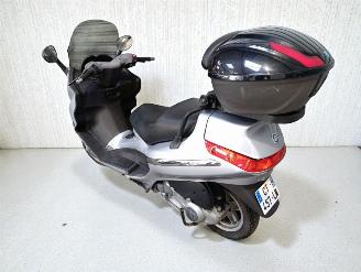 Piaggio XEVO 125  picture 19