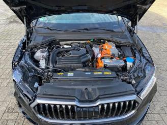 Skoda Superb Combi 1.5 TSI iV L&K *HEAD-UP - PANO-AHK* picture 16