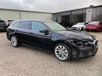 Skoda Superb Combi 1.5 TSI iV L&K *HEAD-UP - PANO-AHK* picture 8
