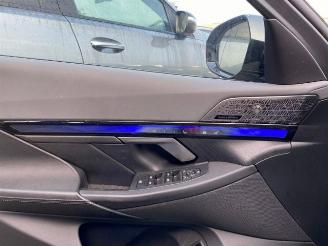 BMW 5-serie e M Sport Pano/AHK/B&W/360/HUD/Navi picture 22