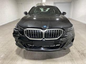 BMW 5-serie e M Sport Pano/AHK/B&W/360/HUD/Navi picture 5