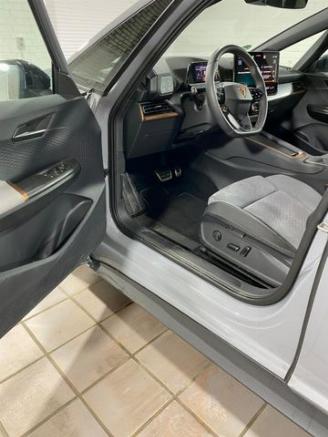 Cupra Born 170kW/82kWh NAVI/360 picture 15