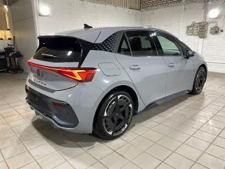 Cupra Born 170kW/82kWh NAVI/360 picture 4