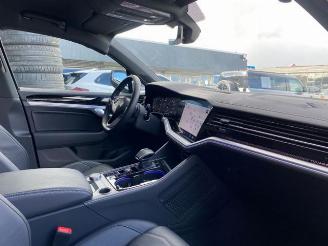 Volkswagen Touareg 3.0 TDI 4Motion Elegance AHK/KAM/NAVI picture 18