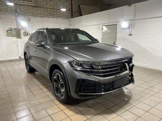 Volkswagen Touareg 3.0 TDI 4Motion Elegance AHK/KAM/NAVI picture 5