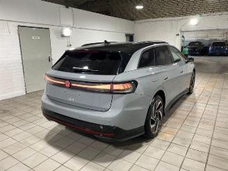 Auto incidentate Volkswagen ID.7 Tourer Pro PANO/HUD/360/AHK/NAVI 2024/10