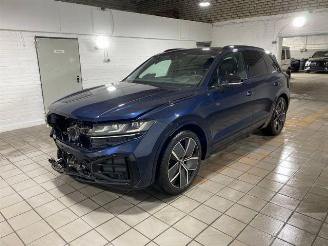 Volkswagen Touareg 3.0 TDI 4Motion R-Line STANDHZG/PANO/HUD picture 3