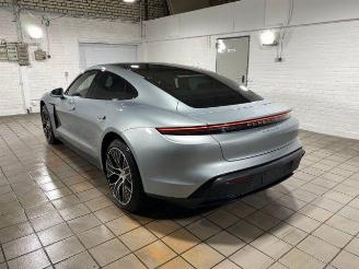 krockskadad bil auto Porsche Taycan 4S CHRONO/PANO/HUD/KAM/BURMESTER/NAVI 2025/5