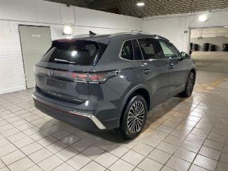 Auto incidentate Volkswagen Tiguan 1.5 TSI e-Hybrid Elegance 360/NAVI 2024/10