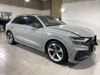 krockskadad bil auto Audi SQ8 Competition Plus HUD/StandHzg/Pano/B&O/AHK 2023/10