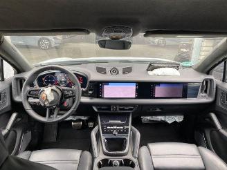 Porsche Cayenne Coupe Turbo E-Hybrid mit GT-Paket picture 16