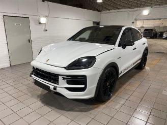 Porsche Cayenne Coupe Turbo E-Hybrid mit GT-Paket picture 4