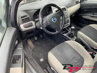 Fiat Grande Punto Grande Punto (199), Hatchback, 2005 1.4 16V picture 11