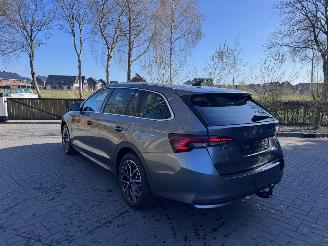Skoda Octavia Octavia Combi 1.5 TSI mHEV 150ps Camera Trekhaak Ambiance VOL! picture 2