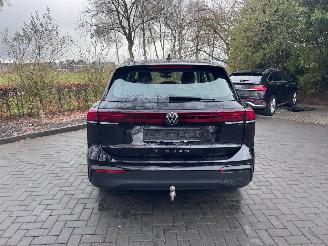 Volkswagen Tiguan Tiguan 2.0TDI 110kW HUD AHK Camera Harman&Kardon picture 12
