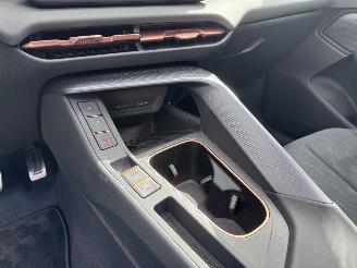 Cupra Terramar Cupra Terramar 1.5 e-Hybrid 200 kW VZ PANO Camera HUD VOL !! picture 35