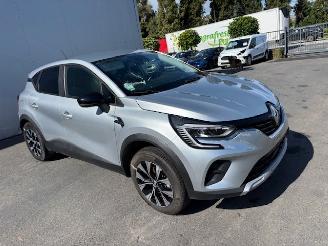 Renault Captur AUTOMAAT picture 2