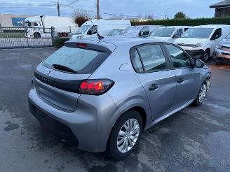 Coche accidentado Peugeot 208  2021/4