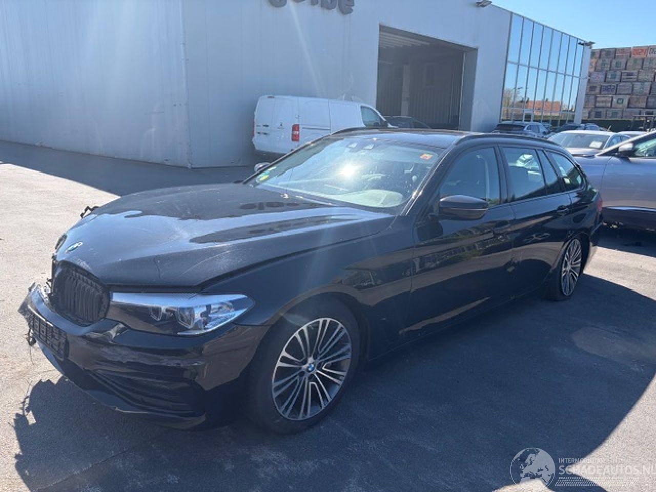 BMW 5-serie 530D AUTOMAAT SPORT LINE