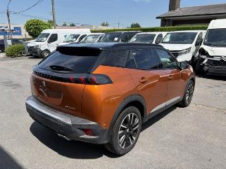 Schadeauto Peugeot 2008 GT LINE 2020/1