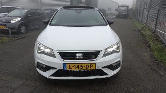 Seat Leon Leon 1.8 TSI FR BNSL Leer Pano 118280 ! Mooie auto! picture 2
