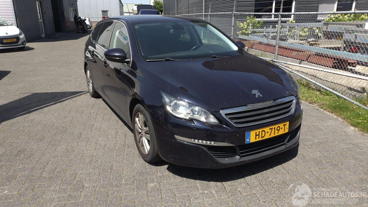 Peugeot 308 1.6 hdi premium euro6 rijdbare schade !
