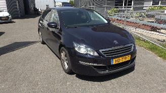 Peugeot 308 1.6 hdi premium euro6 rijdbare schade ! picture 1