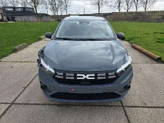 Dacia Sandero  picture 1