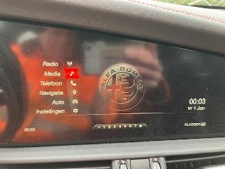 Alfa Romeo Giulia 2.9 V6 NRING 650 PK -CARBON -AKROPOVIC-TUNING - keramische remmen picture 24