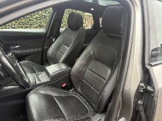 Jaguar E-Pace R-SPORT P250 PK AWD PANORAMA VOLL picture 20