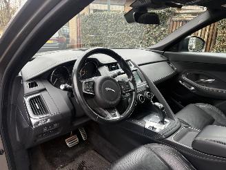 Jaguar E-Pace R-SPORT P250 PK AWD PANORAMA VOLL picture 17