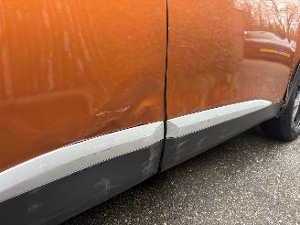 Peugeot 2008 1.2T SPORT 102 pk  61100 KM NAP !! picture 9