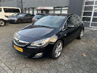 skadebil auto Opel Astra 1.6 Turbo Sport 2010/3