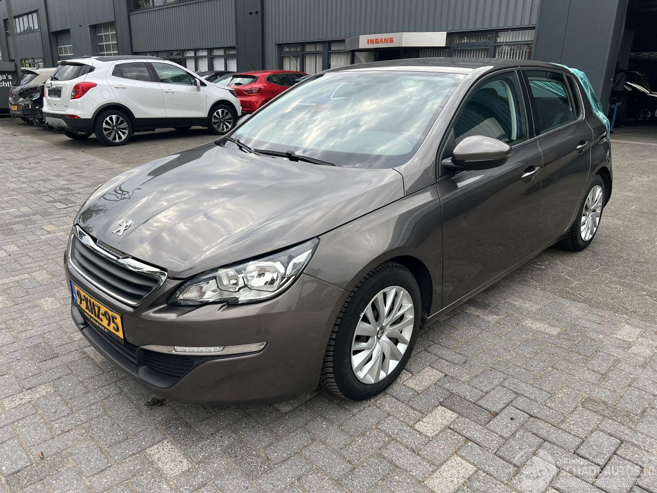 Peugeot 308 1.2E THP BLEU LEASE