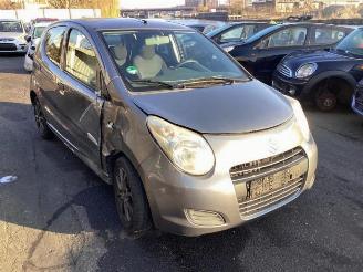 Coche accidentado Suzuki Alto Alto, Hatchback 5-drs, 2009 1.0 12V 2015/2
