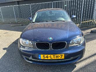 BMW 1-serie 116i 2.0 16V Hatchback 2Dr Benzine 1.995cc 90kW (122pk) RWD 2008-11/2011-12 (UK31; UK32) N43B20A picture 5