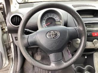Toyota Aygo Aygo (B10), Hatchback, 2005 / 2014 1.0 12V VVT-i picture 28