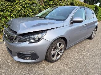 skadebil auto Peugeot 308 1.2 12V e-THP PureTech 130 2020/1