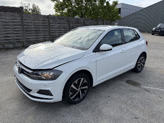 Damaged car Volkswagen Polo VI 1.0 TSI 95 2019/3