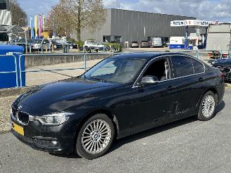 BMW 3-serie 318i Luxury picture 1