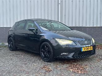 skadebil auto Seat Leon 1.6 TDI Limited Edition II 2013/12
