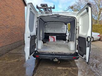 Renault Trafic 2.0 dci 96kw lang   uitvoering navi picture 3