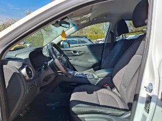 Hyundai Kona 64kw     accu       navi  204pk picture 7