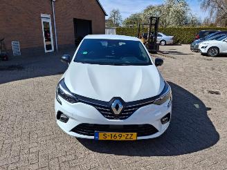 Renault Clio 1.6 hybrid   117pk  leer navi  automaat picture 2